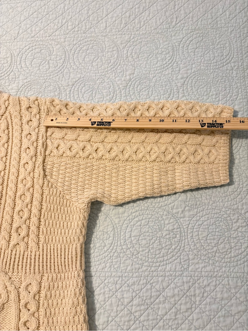 Aran merino wool cardigan. Size XXL. - Picture 9 of 9